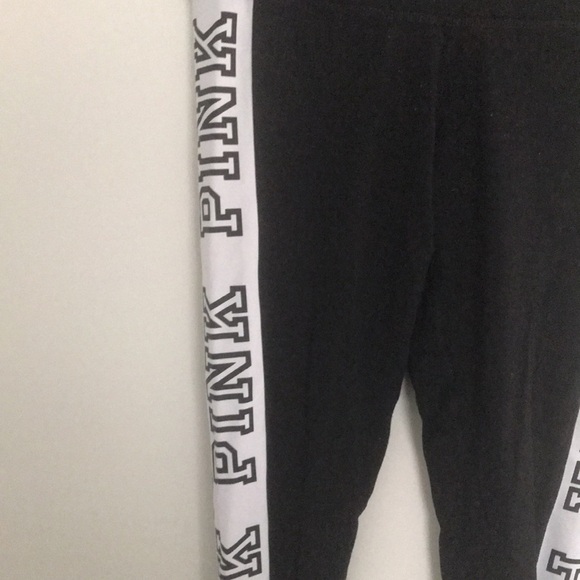 VS Pink X-Small legging. - Picture 2 of 3